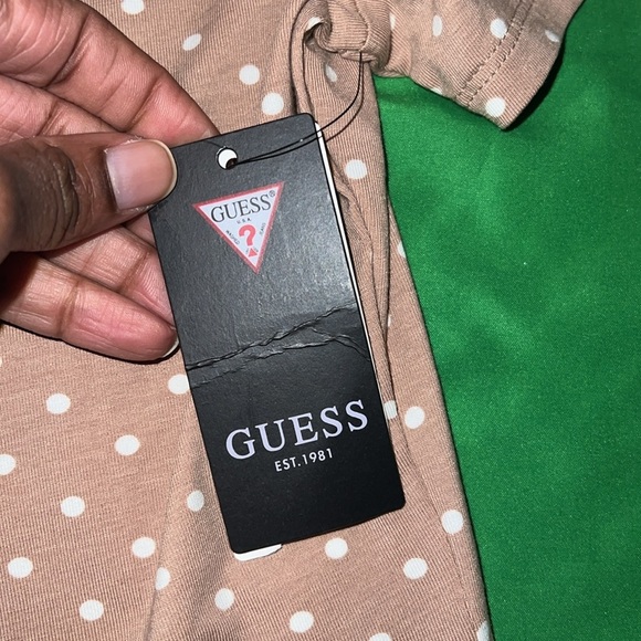 NWT Guess Tan and White Cut Out Blouse with Peter Pan Collar size Large - Picture 6 of 9